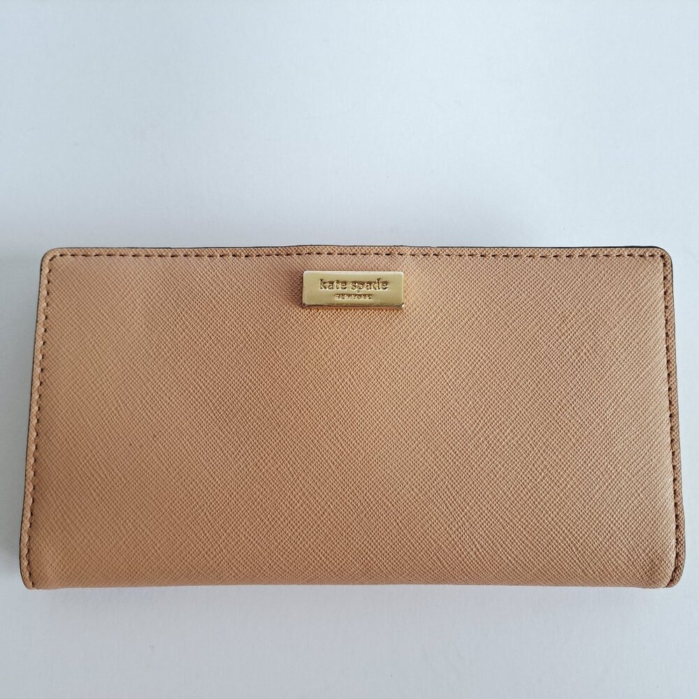Kate Spade Tan Cream Color Wallet Zip Card Holder